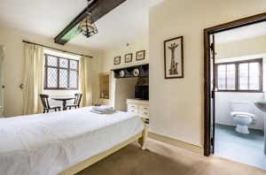 Photo 19- click for photo gallery